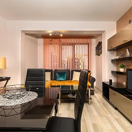 Downtown 1Bd Apartment With A Cosy Balcony Apartamento Plovdiv